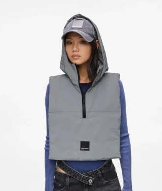 Sudadera sin mangas con capucha reflectante