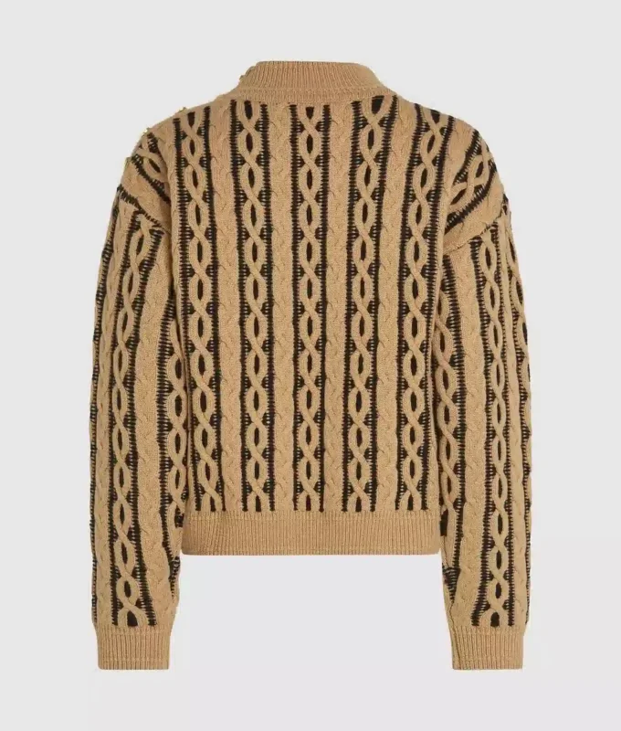 Suéter de cuello alto con tejido de punto trenzado