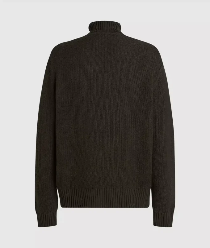 Suéter de cuello alto holgado
