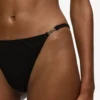 Tanga de corte alto exclusivo