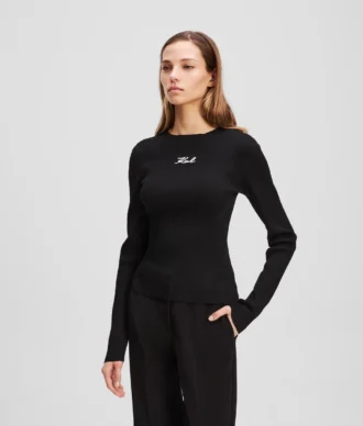 TOP CON CUELLO ALTO