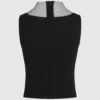 Top con cuello en V y malla con pedrería