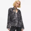 Top con estampado de abanicos