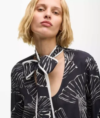 Top con estampado de abanicos