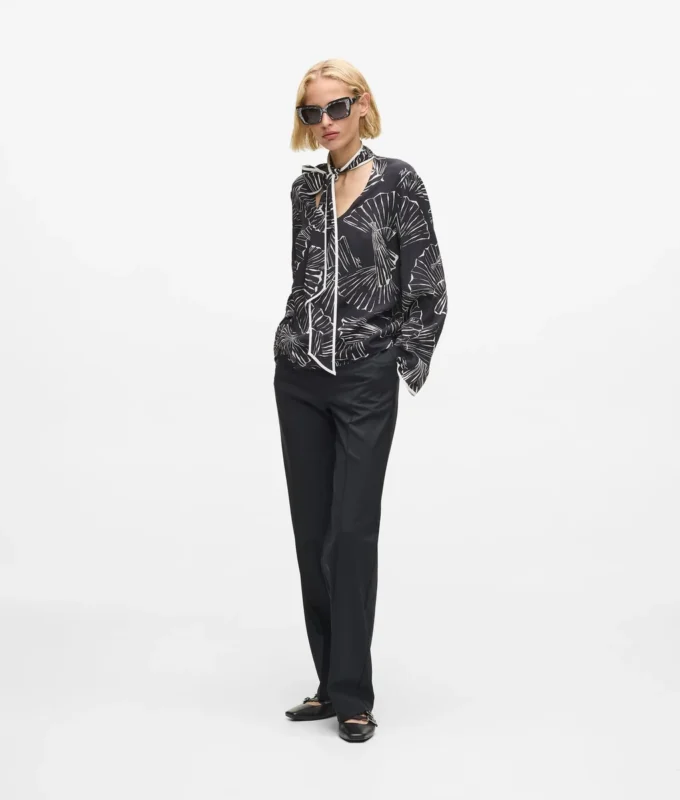 Top con estampado de abanicos