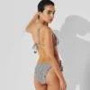 TOP DE BIKINI DE TRIÁNGULO A RAYAS IKON