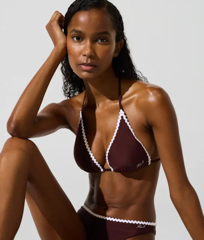 Top de bikini triangular con festones
