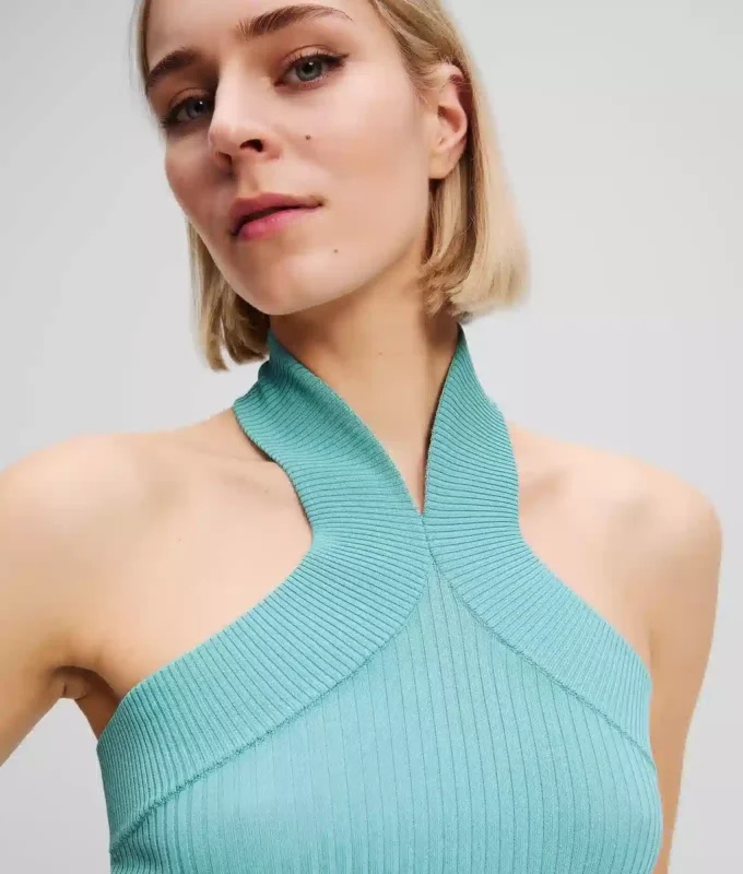 TOP DE PUNTO CON CUELLO HALTER
