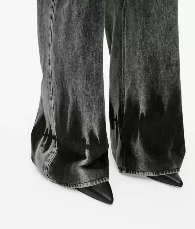 Vaqueros anchos de talle bajo y lavado blanqueado