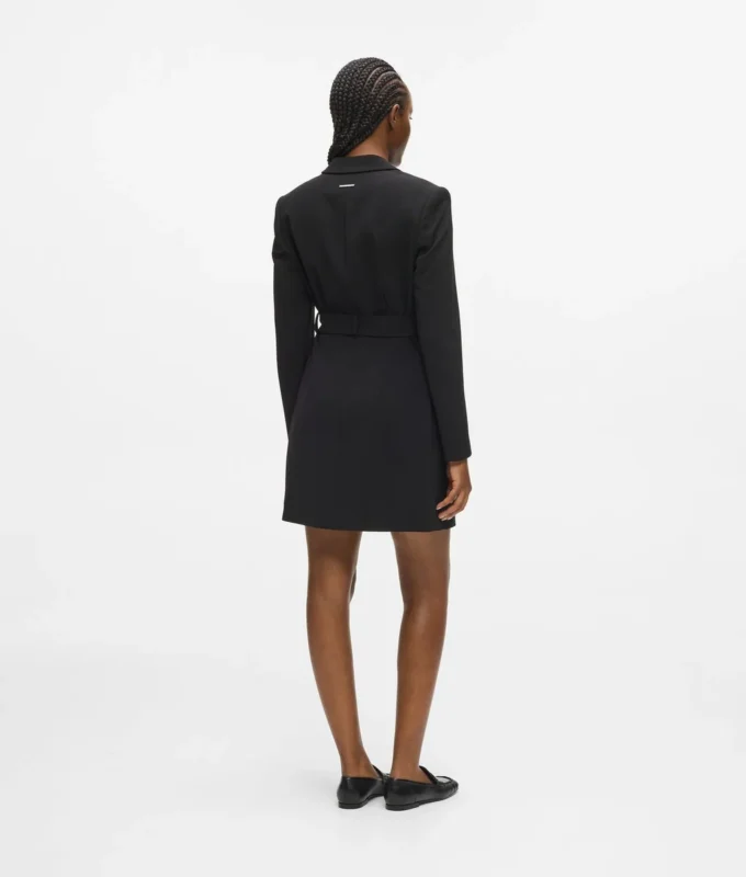 Vestido blazer entallado