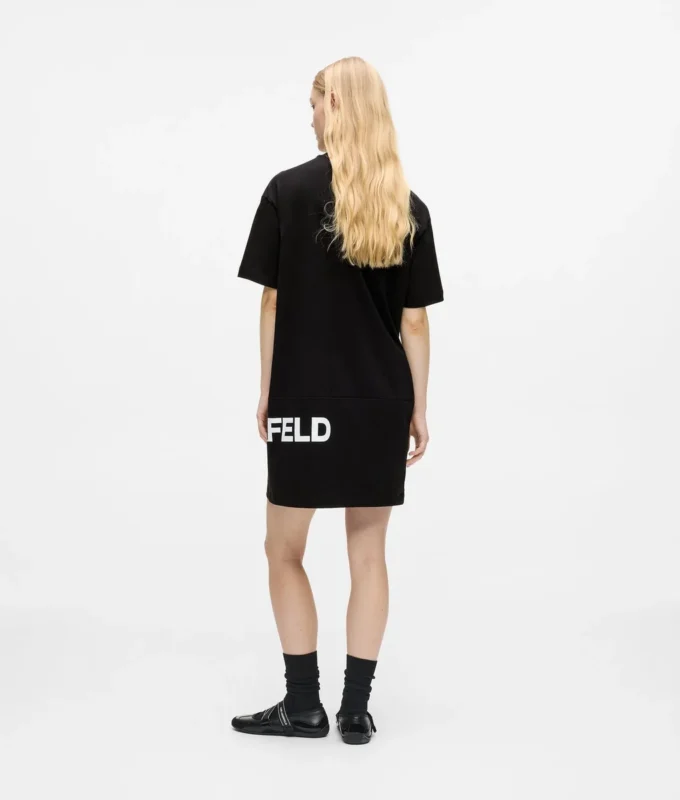 Vestido camiseta con logo