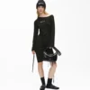 Vestido con cordón ajustable y hombros descubiertos