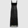 Vestido con flecos y lentejuelas