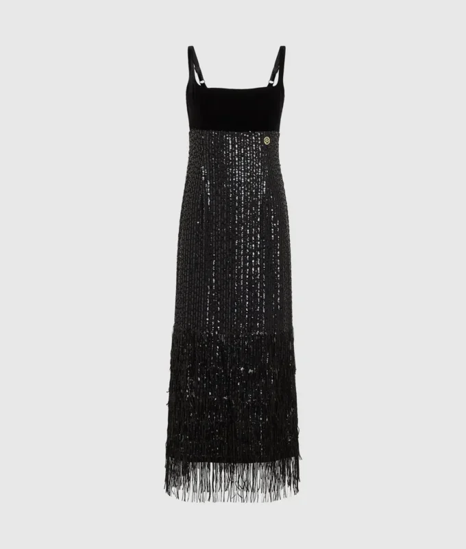 Vestido con flecos y lentejuelas