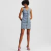 VESTIDO DE DENIM CON CUELLO EN V