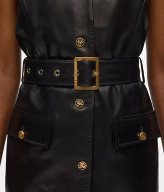 Vestido de piel con detalle de botones