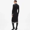 Vestido de punto con logotipo