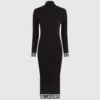 Vestido de punto con logotipo