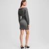 VESTIDO DE SUDADERA CON HOMBROS DESCUBIERTOS