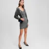 VESTIDO DE SUDADERA CON HOMBROS DESCUBIERTOS