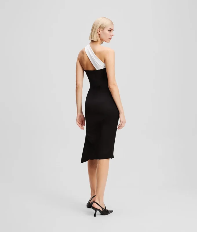 VESTIDO DE UN SOLO HOMBRO