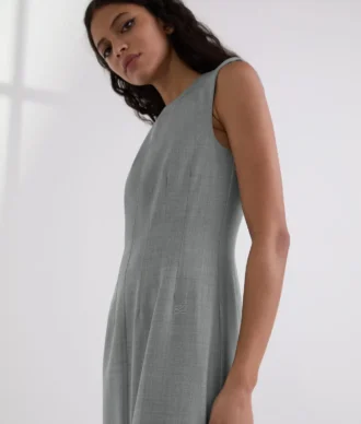 VESTIDO EN MÉTODO DE SASTRE DE MEZCLA DE LANA