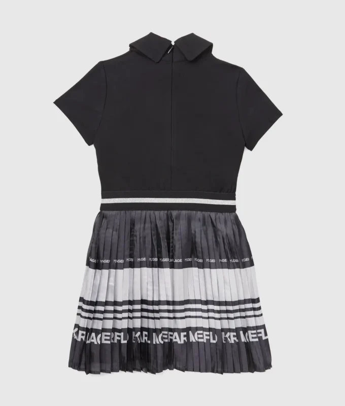 Vestido plisado para niña