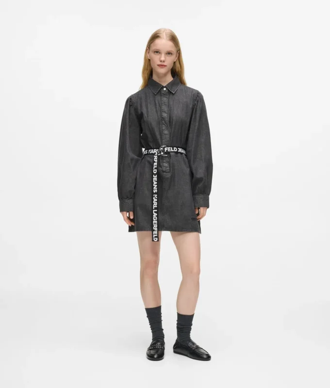 Vestido vaquero con cinturón