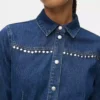 Vestido vaquero con tachuelas