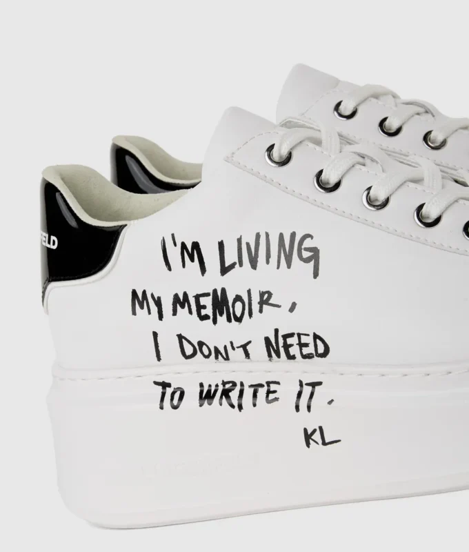 Zapatillas Anakapri con cita de Karl